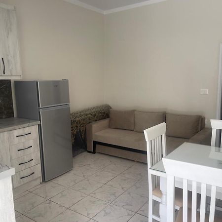 Sunflower Apartments Sarande Exterior photo